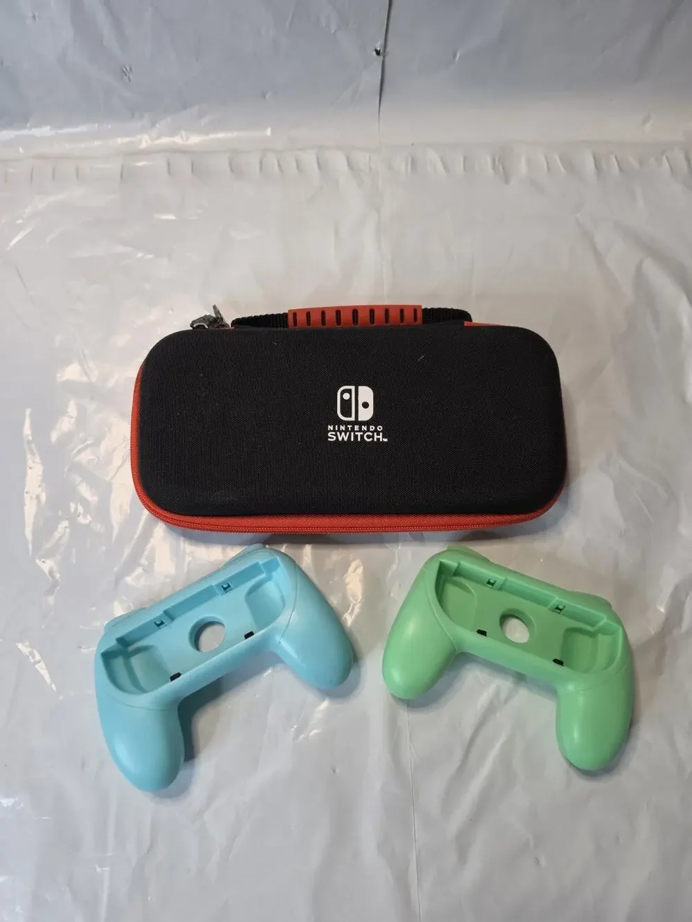 Joy-Con Controllers Hand Grips for Nintendo Switch & Soft Case Left & Right